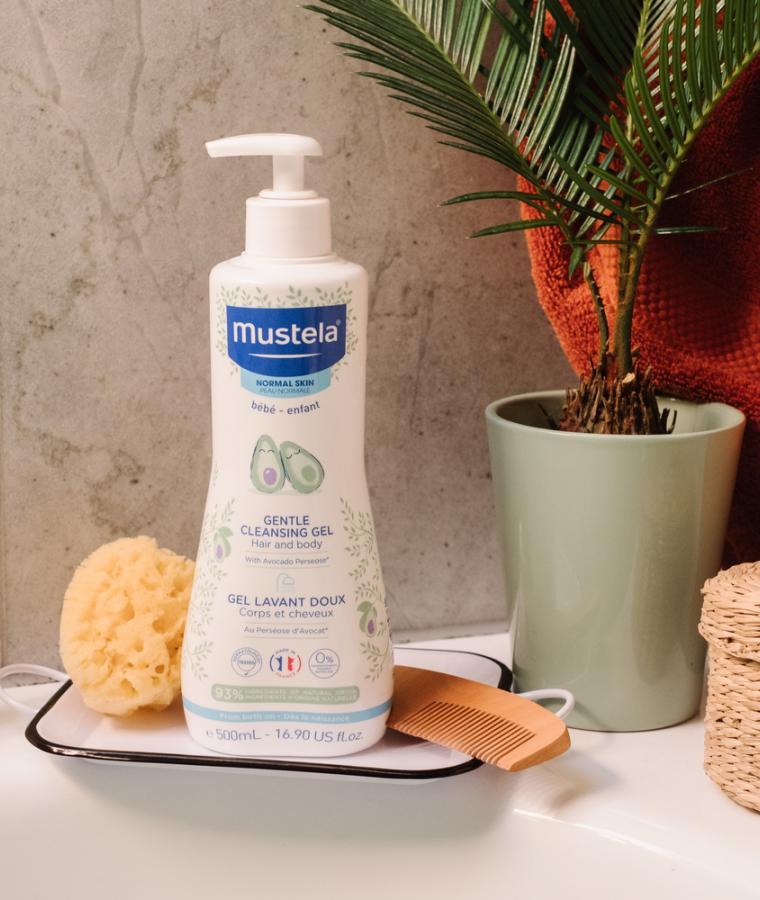 Мягкий гель для купания Mustela